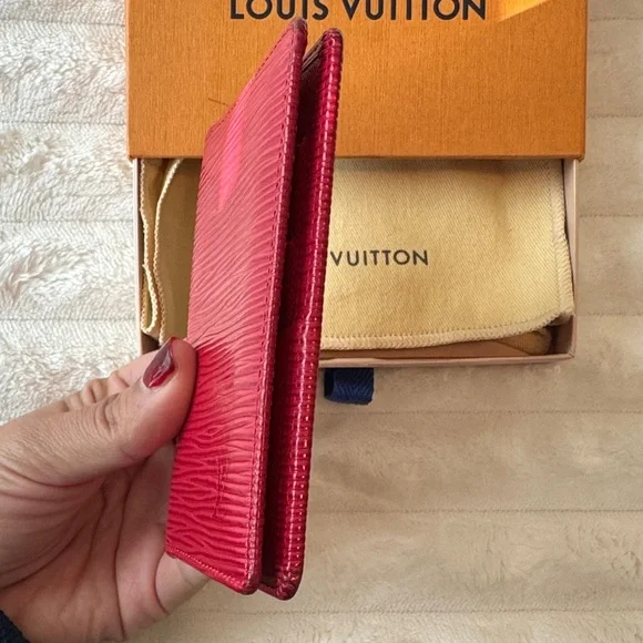 Louis Vuitton Red EPI Wallet - Picture 6 of 10